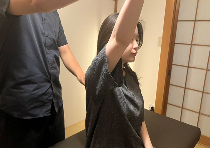 ボディチェックの様子